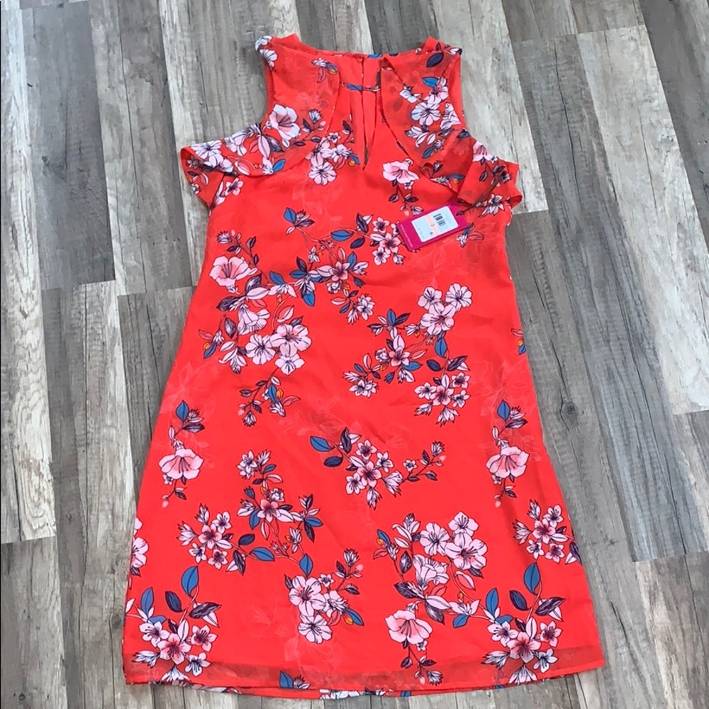 Vince Camuto Floral Deess